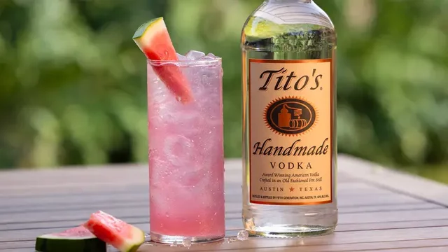 Titos-Watermelon-Agua-Fesca.webp