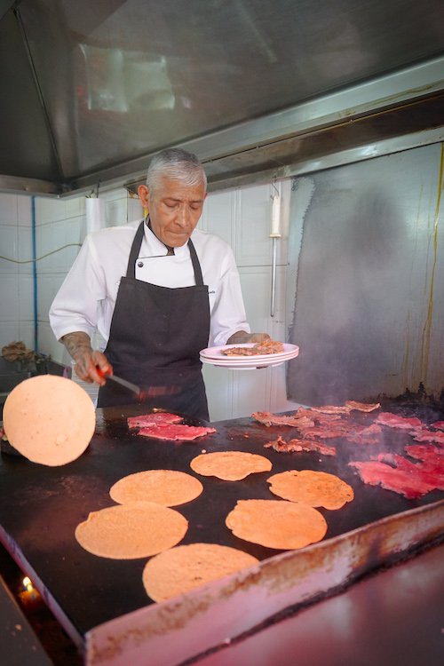 making tacos at El Califa.jpg