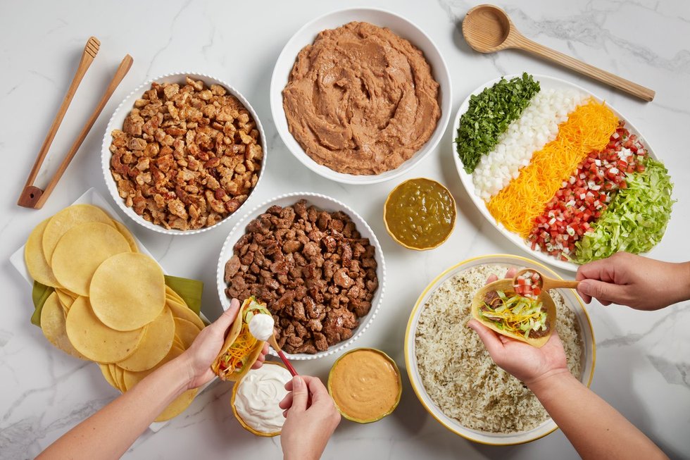 Del-Taco-Expanded-Catering-Program.jpg