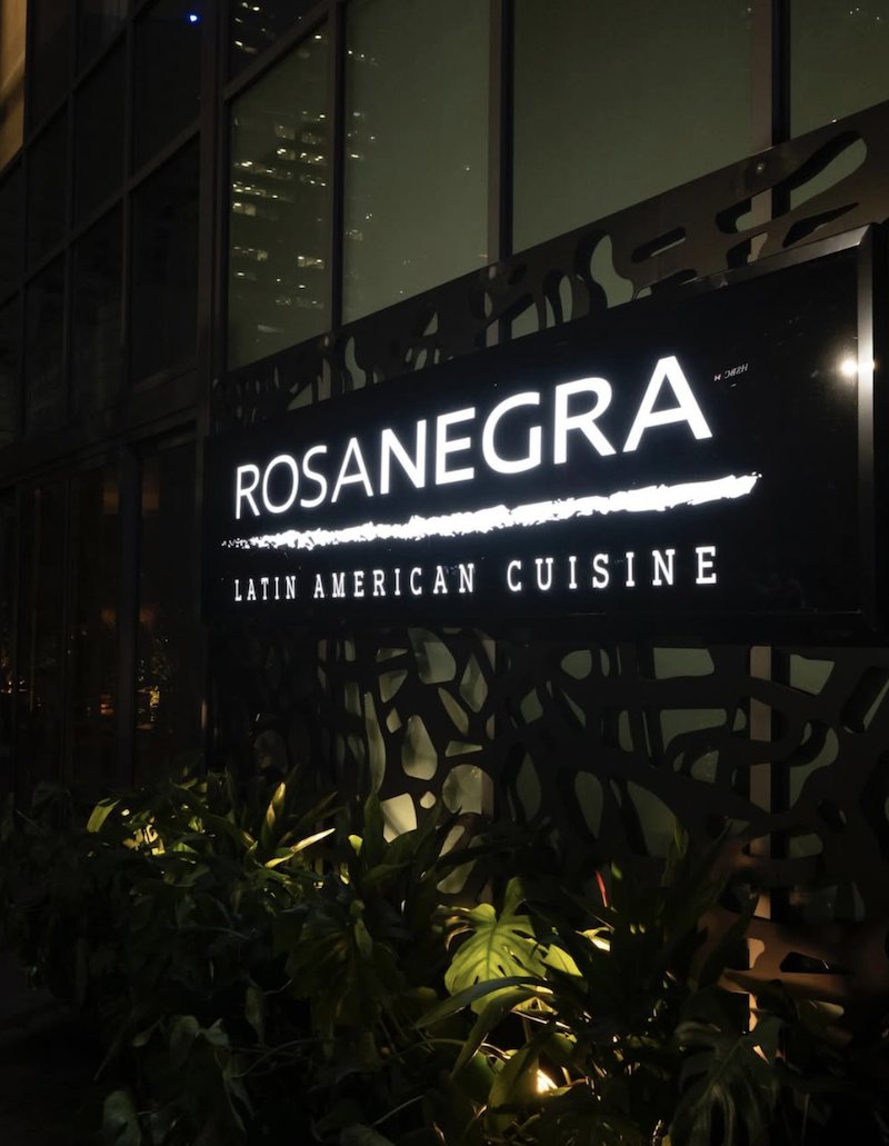 RosaNegra.png